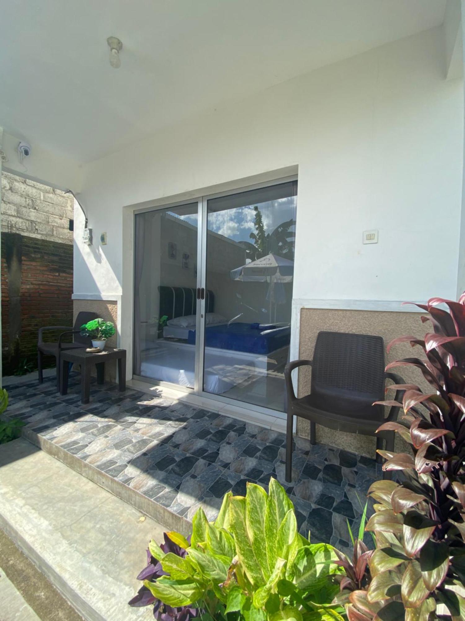בניוואנגי Robiu Bed & Breakfast מראה חיצוני תמונה